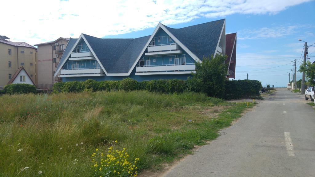 Pensiunea La Castel - Piscina Incalzita Costinești Exterior foto